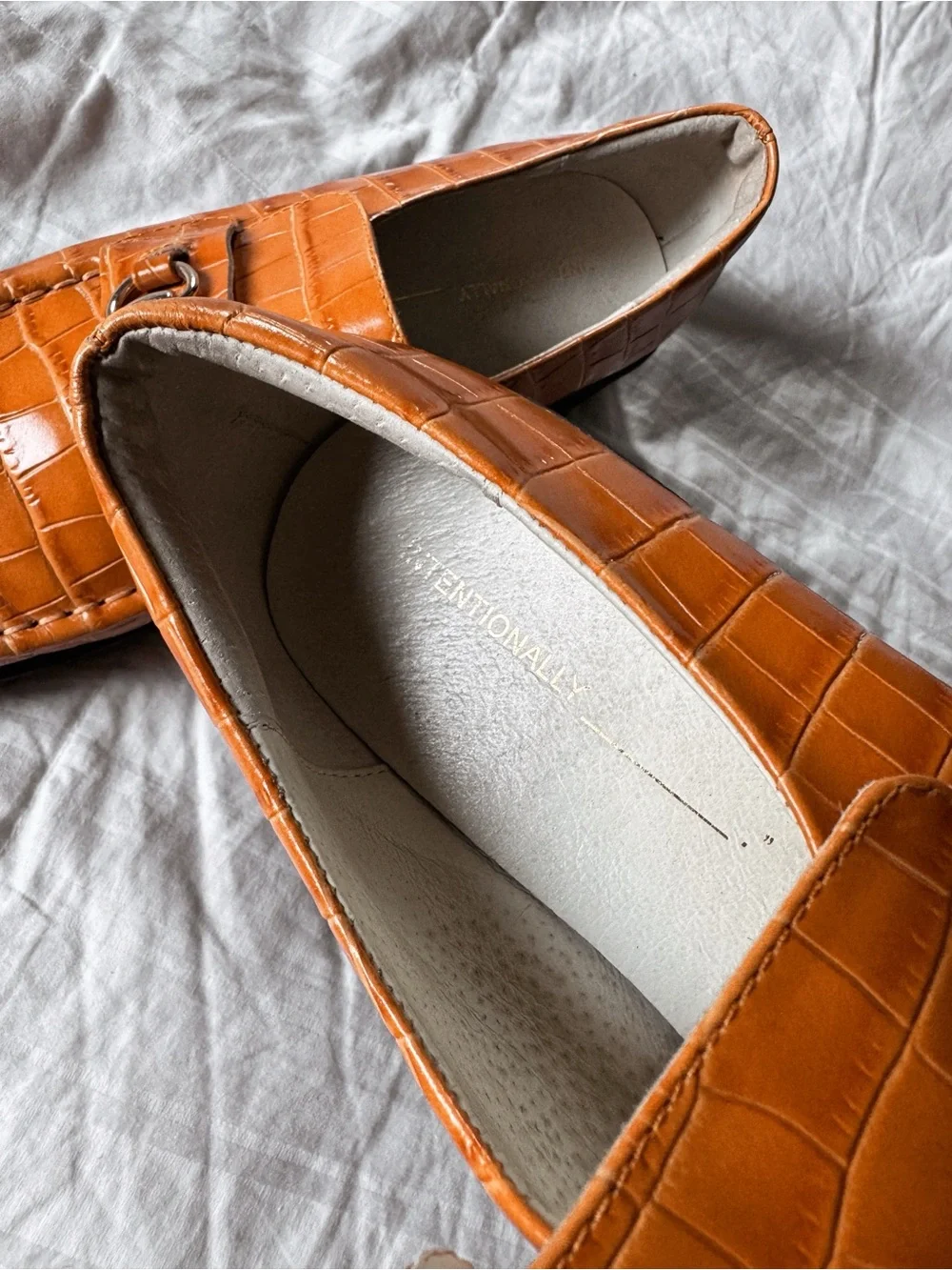 Sz 10 Intentionally Blank HK2 Tan Croc Embossed Lug Sole Horesbit Loafer EUC - Picture 6 of 7